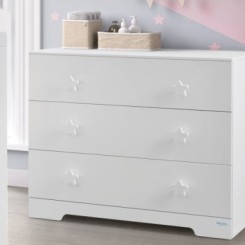 Cómoda bebé blanca de 3 cajones con tiradores  Micuna
