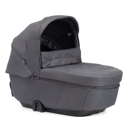 Capazo Gran Comfort Black Satin