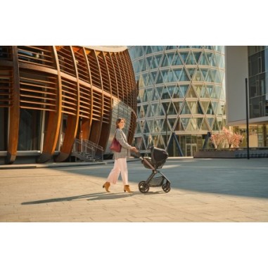 KORY PLUS 2025 BLACK SATIN | Chicco Oficial